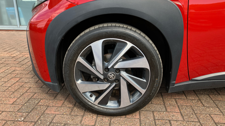 Toyota Aygo X 1.0 VVT-i Edge 5dr Petrol Hatchback